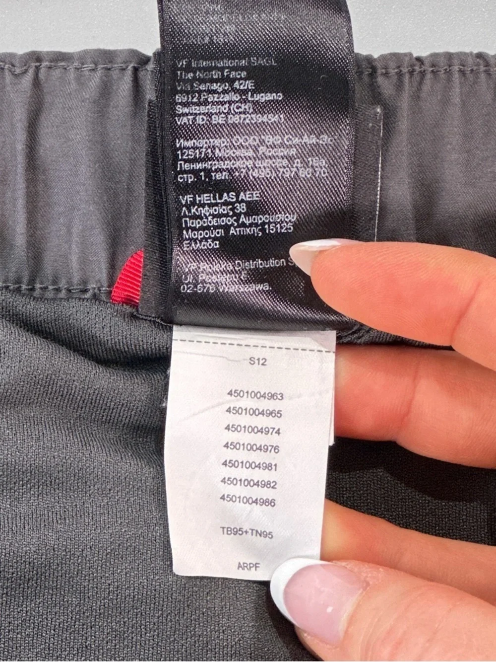 The North Face Men’s Utility Cargo Hiking Shorts Gray M